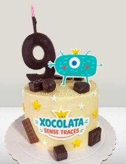 Happy birthday to me! 
Gràcies @galetarium per aquest pastis tant bonic💚💙 i gràcies a tots vosaltres per compartir amb mi aquest somni! #sensetraces