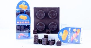 a📦🐣 ¡Un lote de Pascua que encantará a los pequeños constructores!

Esta Pascua tenemos una propuesta muy especial:
🍫 Nuestra figura de chocolate con forma de pieza de construcción acompañada de 2 cajitas de piezas pequeñas para seguir creando y jugando.

Un detalle precioso que une lo mejor de la Pascua:
✨ chocolate
✨ creatividad
✨ diversión

Y como siempre en Xocomon, nuestro chocolate es sin alérgenos, para que más niños puedan disfrutarlo con tranquilidad.

🎁 Perfecto para regalar, sorprender o para completar la mona de Pascua.

👉 Disponible en nuestra web. www.xocomon.com
descuento 3€ eh el carrito para esta promo cupón:lego26

#Xocomon #Pascua #MonaDePascua #ChocolateSinAlergenos #PascuaConChocolate #DetallesDePascua #ChocolateParaTodos #xocomon