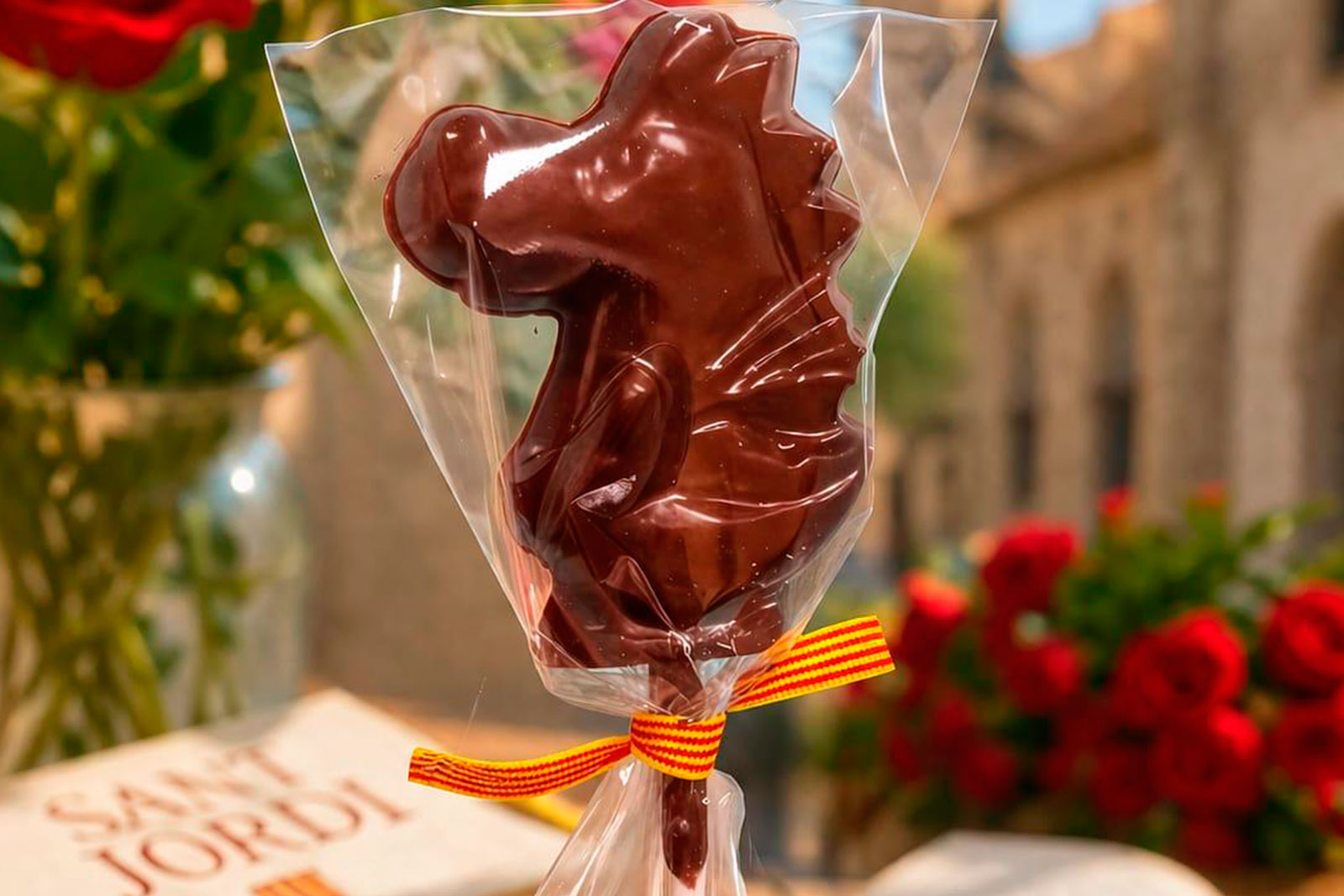 Sant Jordi amb xocolata sense al·lergens per enamorar | Xocomon